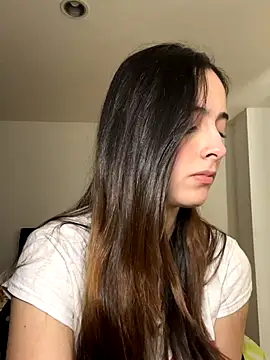 Snapshot of swrennn19 chatting on September 21, 2025, 3:50 pm swrennn19 online show from September 21, 2025, 3:50 pm