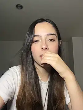 Snapshot of swrennn19 chatting on October 5, 2025, 3:14 pm swrennn19 online show from October 5, 2025, 3:14 pm