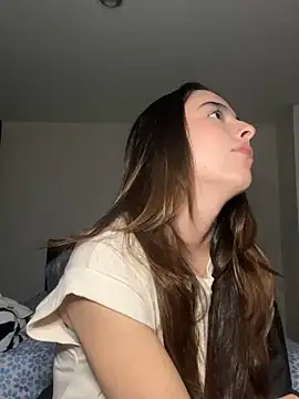 Snapshot of swrennn19 chatting on March 20, 2025, 11:02 pm swrennn19 online show from March 20, 2025, 11:02 pm