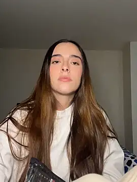 Snapshot of swrennn19 chatting on February 14, 2025, 7:02 pm swrennn19 online show from February 14, 2025, 7:02 pm