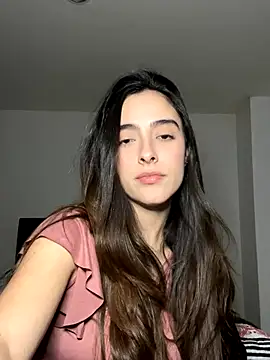 Snapshot of swrennn19 chatting on September 18, 2025, 11:19 pm swrennn19 online show from September 18, 2025, 11:19 pm