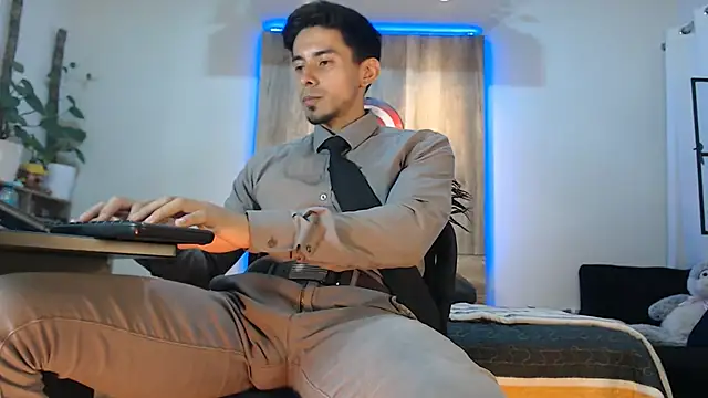 Andrew 4  online show from February 20, 2026, 1:57 am