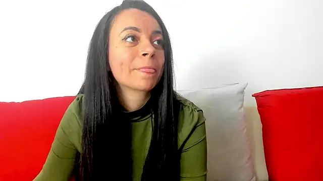 cute angel95 online show from April 13, 2026, 10:25 pm