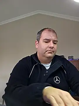 Snapshot of Andrew1900529 chatting on November 11, 2025, 10:21 am Andrew1900529 online show from November 11, 2025, 10:21 am