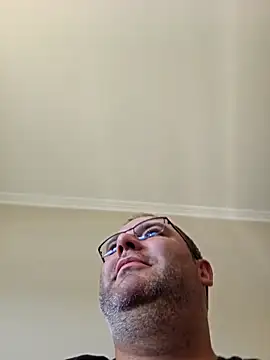 Snapshot of Andrew1900529 chatting on September 22, 2025, 7:47 am Andrew1900529 online show from September 22, 2025, 7:47 am