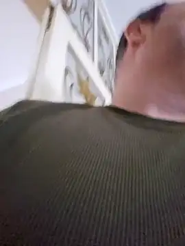 Snapshot of Andrew1900529 chatting on October 6, 2025, 12:17 pm Andrew1900529 online show from October 6, 2025, 12:17 pm