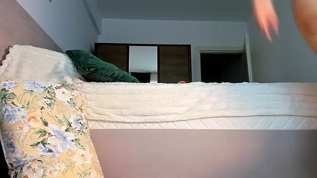 BrianaDiamondXXX online show from November 14, 2025, 11:58 am