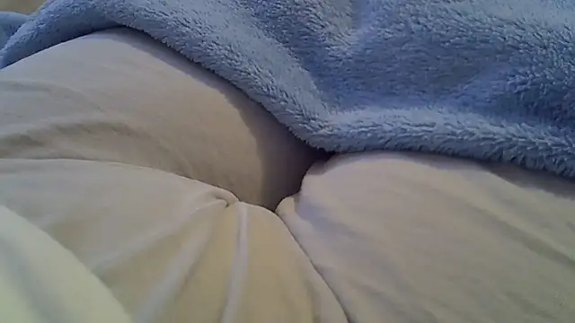 Snapshot of perescam chatting on July 1, 2026, 5:24 pm perescam online show from July 1, 2026, 5:24 pm