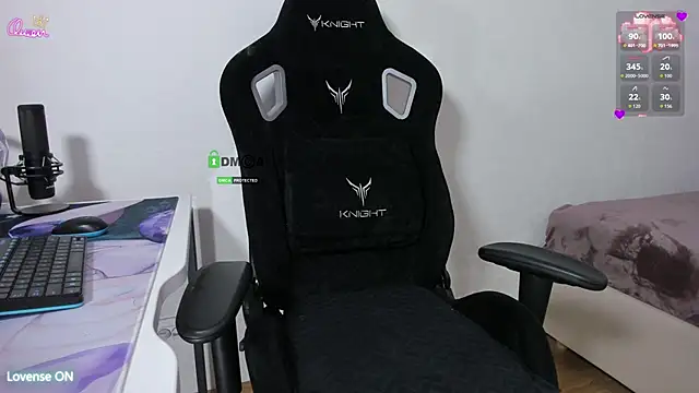 Snapshot of SkyqueenI chatting on February 27, 2026, 8:03 am SkyqueenI online show from February 27, 2026, 8:03 am