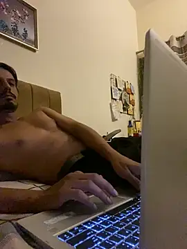 Snapshot of Talha266 chatting on October 8, 2025, 8:31 pm Talha266 online show from October 8, 2025, 8:31 pm