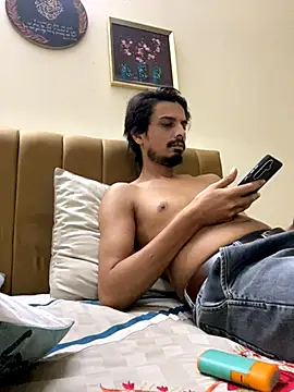 Snapshot of Talha266 chatting on October 29, 2025, 2:32 am Talha266 online show from October 29, 2025, 2:32 am