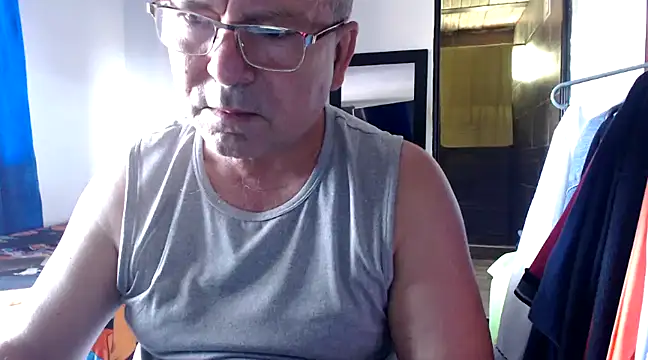 Snapshot of ferdinad20 chatting on January 22, 2025, 3:07 pm ferdinad20 online show from January 22, 2025, 3:07 pm