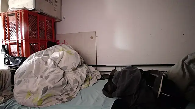 Vandrino online show from April 19, 2026, 11:22 am