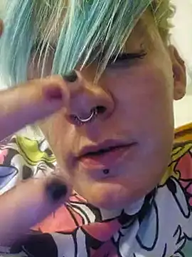 Snapshot of PinkTheHawk chatting on January 9, 2025, 8:34 am PinkTheHawk online show from January 9, 2025, 8:34 am