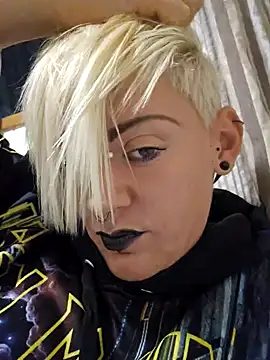 Snapshot of PinkTheHawk chatting on March 13, 2025, 8:59 am PinkTheHawk online show from March 13, 2025, 8:59 am