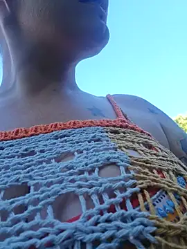 Snapshot of PinkTheHawk chatting on February 20, 2025, 3:56 am PinkTheHawk online show from February 20, 2025, 3:56 am