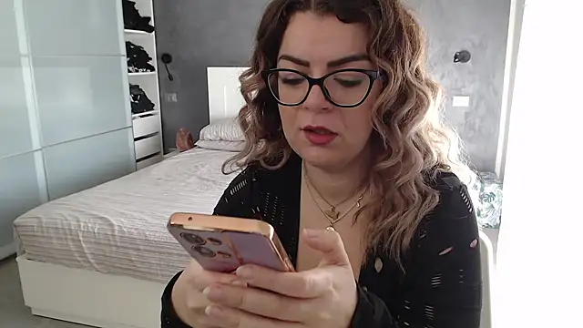 minerva  online show from March 11, 2026, 8:52 am