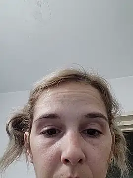 Snapshot of SexxyLety chatting on October 29, 2025, 4:39 pm SexxyLety online show from October 29, 2025, 4:39 pm