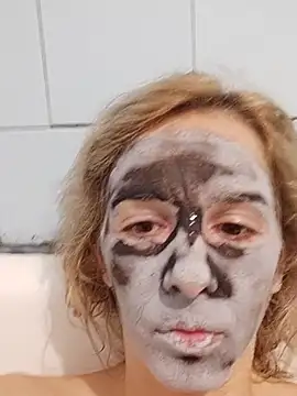 Snapshot of SexxyLety chatting on November 2, 2025, 7:52 pm SexxyLety online show from November 2, 2025, 7:52 pm