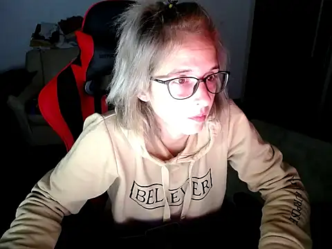 Snapshot of SexxyLety chatting on October 1, 2025, 8:13 pm SexxyLety online show from October 1, 2025, 8:13 pm