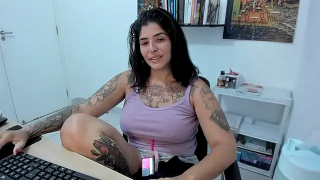 Snapshot of TaliMajesty chatting on March 12, 2025, 9:56 pm TaliMajesty online show from March 12, 2025, 9:56 pm