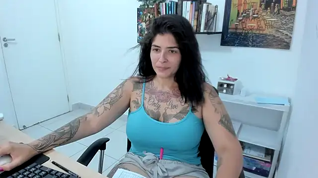 Snapshot of TaliMajesty chatting on March 11, 2025, 11:26 pm TaliMajesty online show from March 11, 2025, 11:26 pm