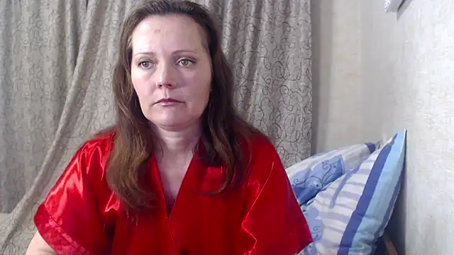 SheLion online show from December 14, 2025, 4:34 pm