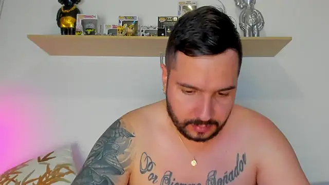 Snapshot of camilo_restrepo21 chatting on November 8, 2025, 1:53 am camilo restrepo21 online show from November 8, 2025, 1:53 am