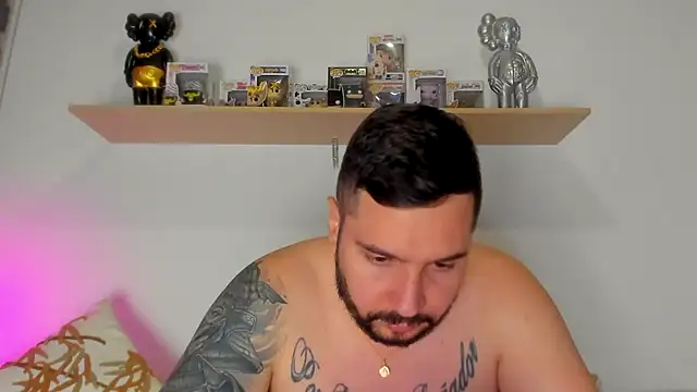 Snapshot of camilo_restrepo21 chatting on November 7, 2025, 12:48 am camilo restrepo21 online show from November 7, 2025, 12:48 am