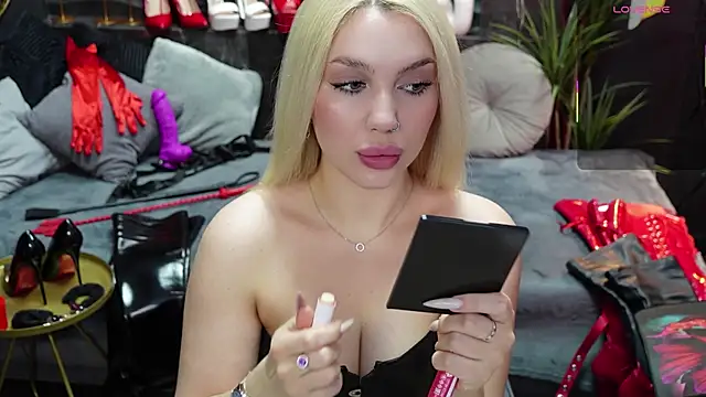 MistressDarsy online show from March 12, 2025, 12:47 pm