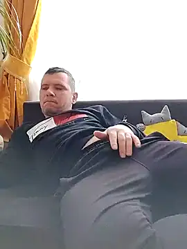 Snapshot of Lucy_1_roso chatting on March 8, 2025, 7:16 am Lucy 1 roso online show from March 8, 2025, 7:16 am