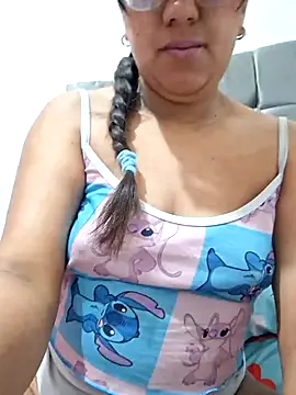 Snapshot of ZaidaWet chatting on June 24, 2026, 12:04 pm ZaidaWet online show from June 24, 2026, 12:04 pm