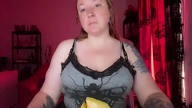 kisicaxx online show from July 1, 2026, 8:58 am
