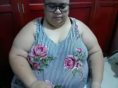 Snapshot of hotlesby4uxxx chatting on May 28, 2026, 2:12 pm hotlesby4uxxx online show from May 28, 2026, 2:12 pm