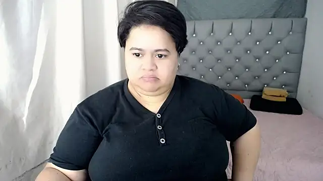 hotlesby4uxxx online show from December 17, 2024, 1:38 pm