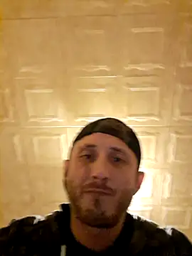 Snapshot of Jimmy8999 chatting on December 2, 2025, 10:33 pm Jimmy8999 online show from December 2, 2025, 10:33 pm