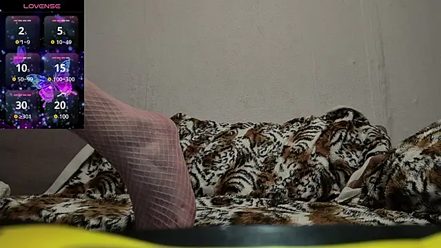 kimberjames84 online show from March 19, 2025, 10:31 pm