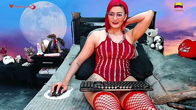 Snapshot of Hanna_Luna chatting on January 15, 2025, 7:15 am Hanna Luna online show from January 15, 2025, 7:15 am