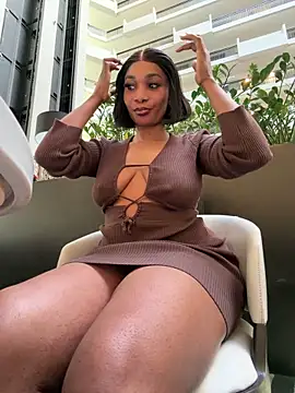   Nessa   online show from December 19, 2025, 3:36 pm