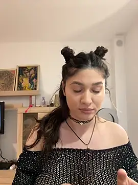 Snapshot of IrisBlues chatting on October 25, 2025, 4:29 pm IrisBlues online show from October 25, 2025, 4:29 pm