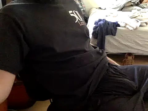 Snapshot of BADGUY2021 chatting on March 15, 2025, 12:13 pm BADGUY2021 online show from March 15, 2025, 12:13 pm