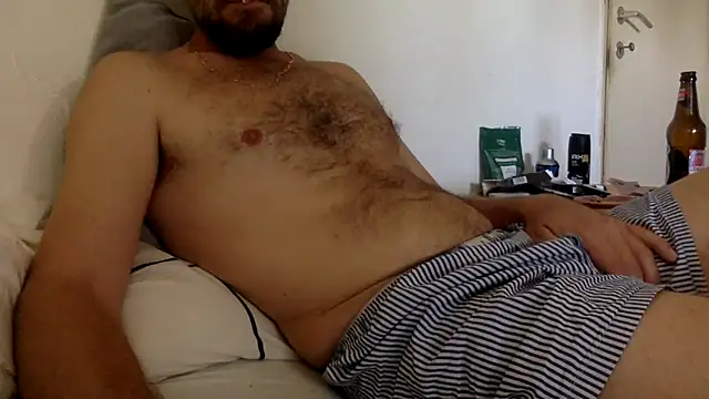 Snapshot of BADGUY2021 chatting on October 31, 2025, 10:45 am BADGUY2021 online show from October 31, 2025, 10:45 am