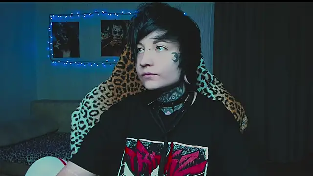 acid trip1l online show from October 5, 2025, 10:00 pm