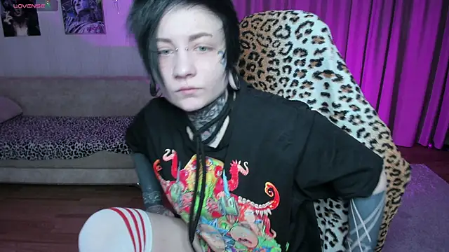 acid trip1l online show from February 16, 2025, 7:16 pm