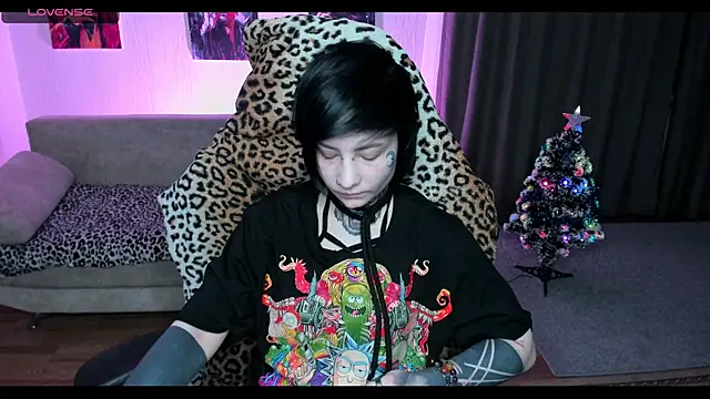 acid trip1l online show from December 7, 2024, 7:27 pm