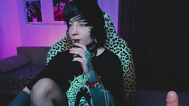 acid trip1l online show from September 20, 2025, 8:36 pm