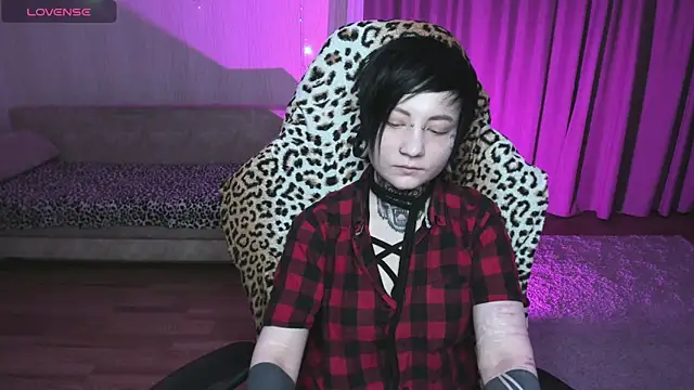 acid trip1l online show from February 11, 2025, 10:07 pm