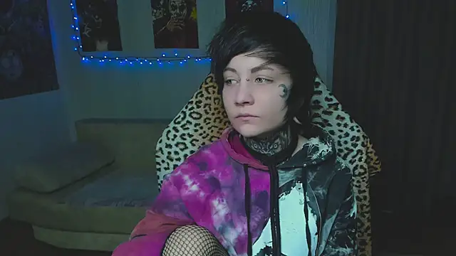 acid trip1l online show from October 30, 2025, 7:55 pm