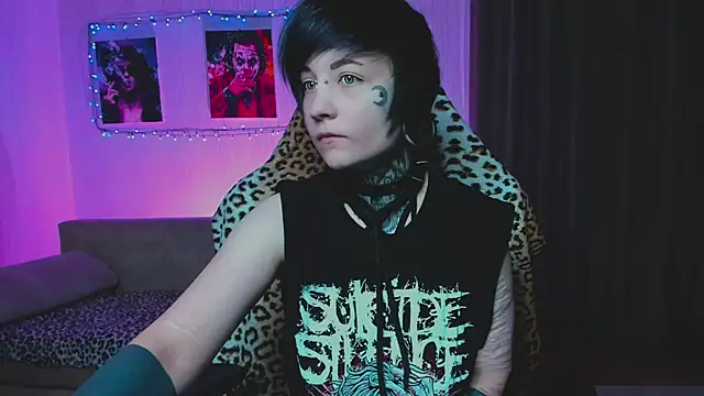 acid trip1l online show from September 27, 2025, 8:37 pm