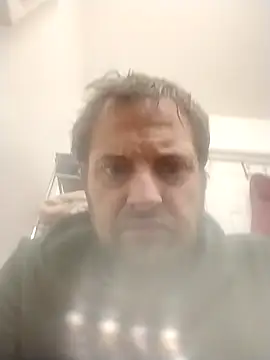 Snapshot of N8daMac chatting on February 12, 2025, 12:33 pm N8daMac online show from February 12, 2025, 12:33 pm